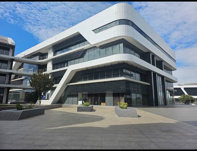 568M² OFFICE TO LET IN HIGHVELD