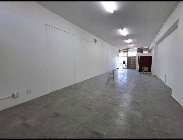 84M² RETAIL TO LET IN AMALINDA