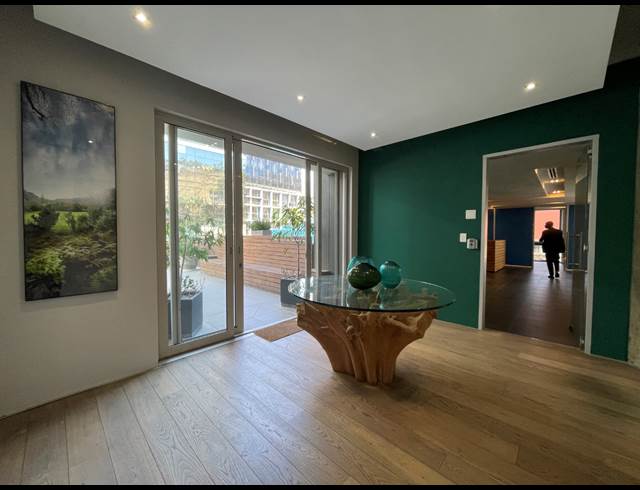 190M² OFFICE TO LET IN DE WATERKANT