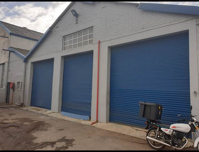 227M² WAREHOUSE TO LET IN WOODSTOCK