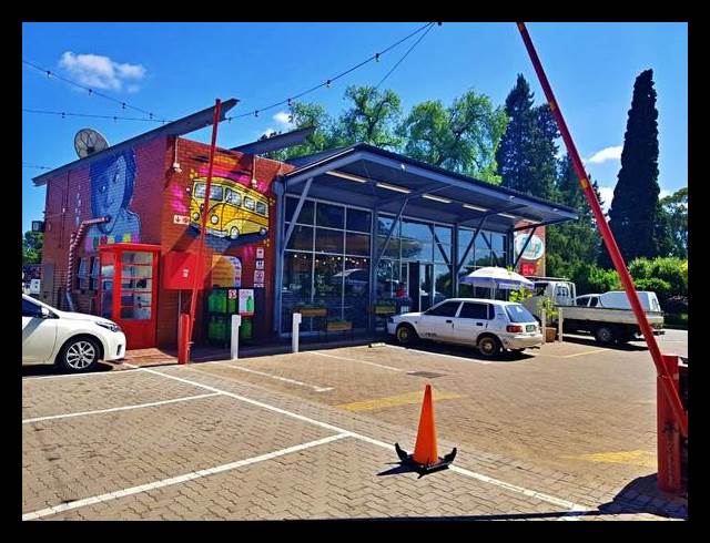250M² RETAIL TO LET IN NOORDHOEK