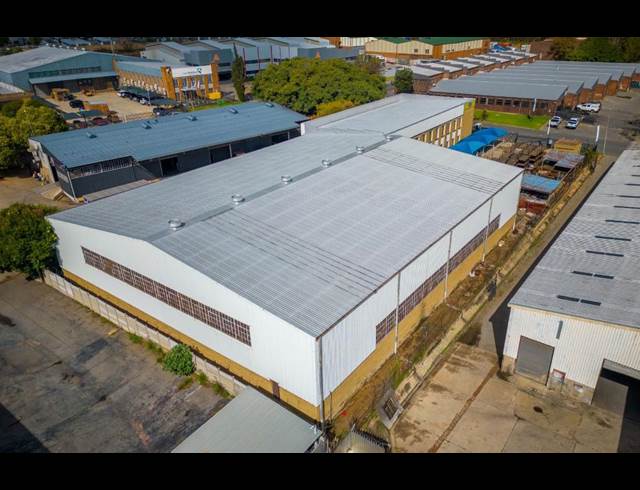 2,425M² WAREHOUSE TO LET IN ISANDO