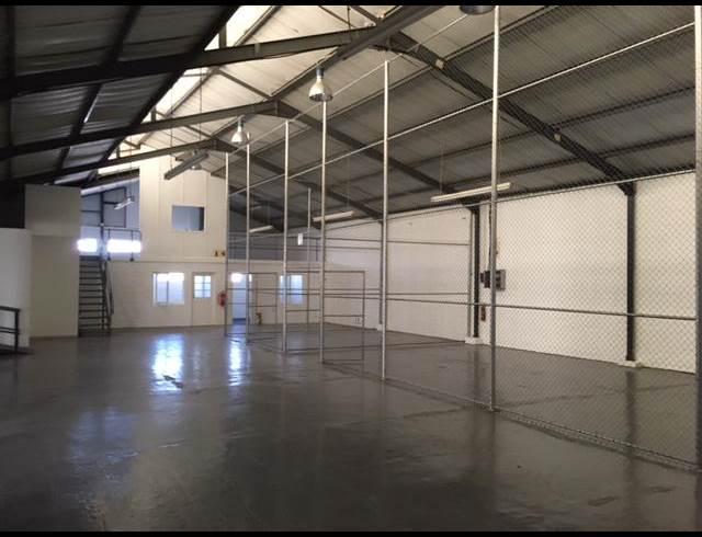 840M² WAREHOUSE RENTED IN NDABENI