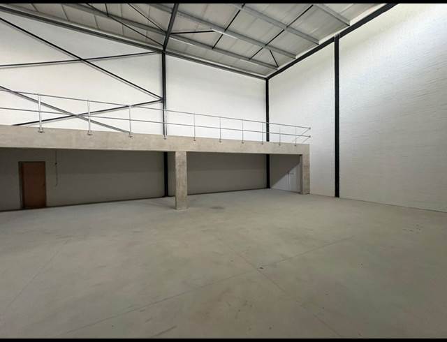 462.20M² WAREHOUSE TO LET IN FIRGROVE
