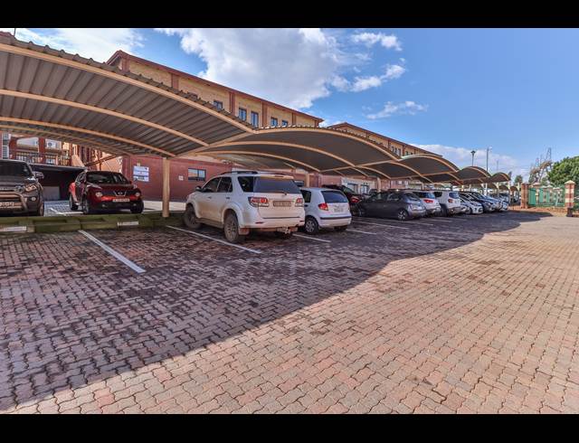 200M² BUILDING TO LET IN ROUTE 21 BUSINESS PARK