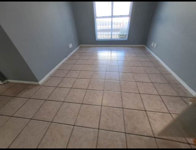 1 bed property to rent in LANGERUG