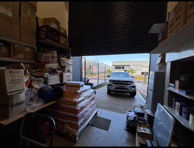 479M² OFFICE TO LET IN STONEWOOD SECURITY ESTATE