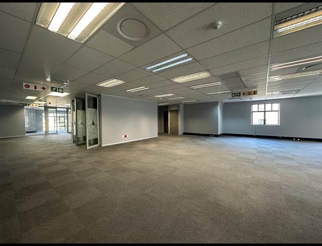473M² OFFICE TO LET IN SANDTON CENTRAL