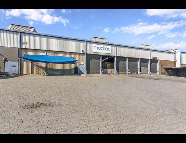 9,946M² WAREHOUSE TO LET IN WYNBERG