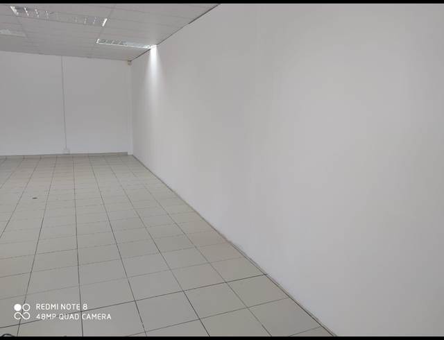 120M² BUSINESS CENTRE TO LET IN WATERVAL EAST