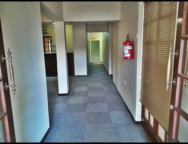 OFFICE PROPERTY TO RENT IN DORINGKLOOF