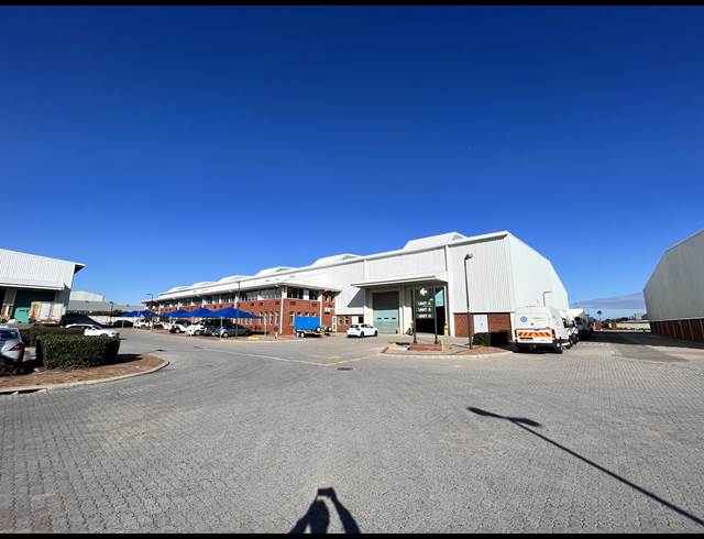 6,931M² WAREHOUSE TO LET IN EPPING INDUSTRIAL