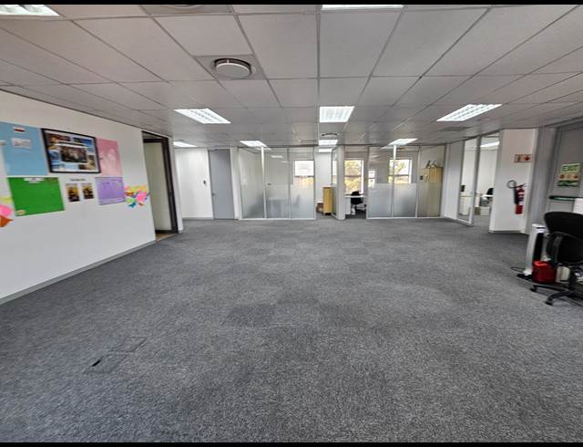 484M² OFFICE TO LET IN CENTURY CITY