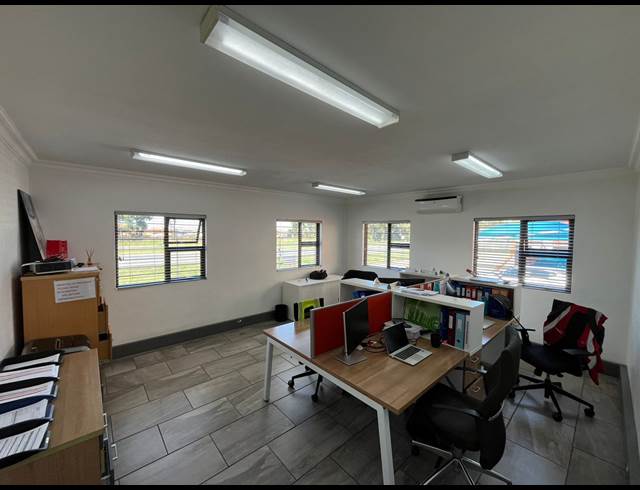 1,000M² WAREHOUSE TO LET IN DALPARK
