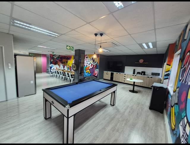 412M² OFFICE TO LET IN GREENSTONE HILL