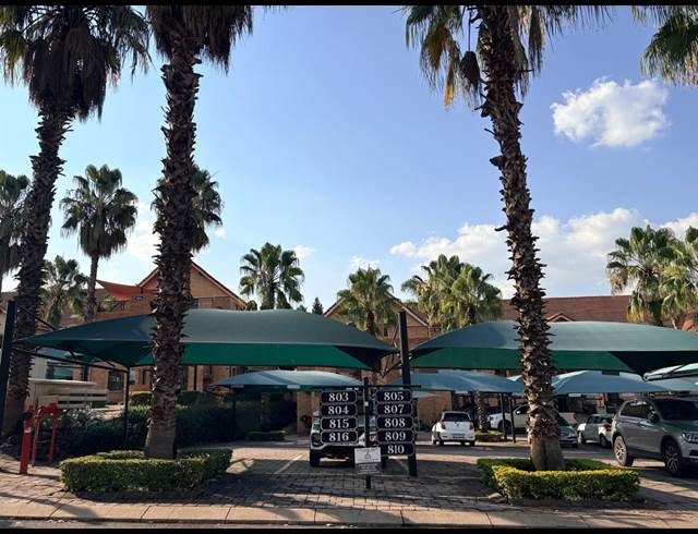 144M² OFFICE TO LET IN FOURWAYS