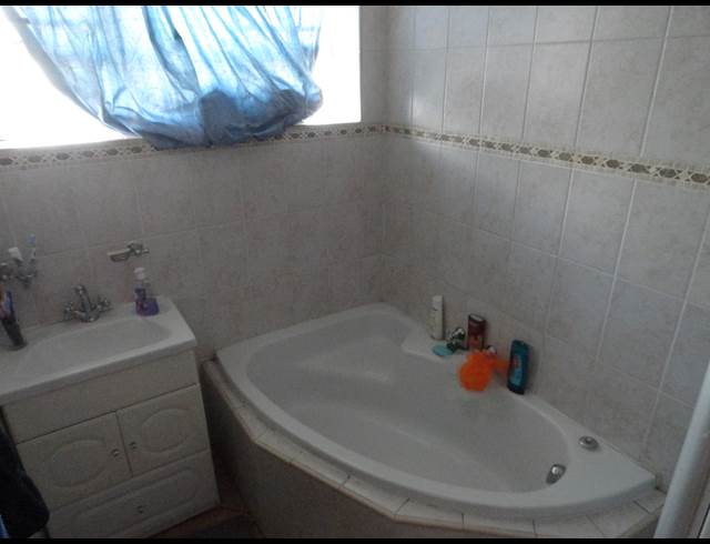 1 bed property to rent in LAMBTON