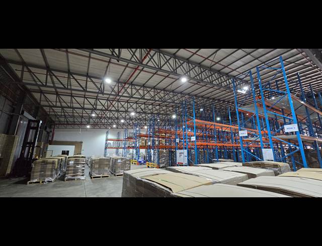 3,800M² WAREHOUSE TO LET IN NORTH RIDING