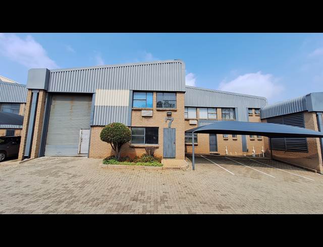 1,046M² WAREHOUSE TO LET IN ROBERTVILLE