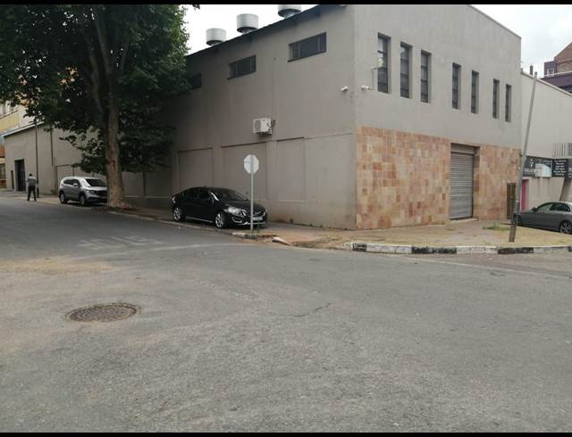 744M² WAREHOUSE TO LET IN FORDSBURG