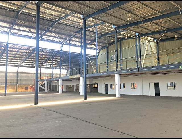 9,947M² WAREHOUSE TO LET IN MEADOWDALE