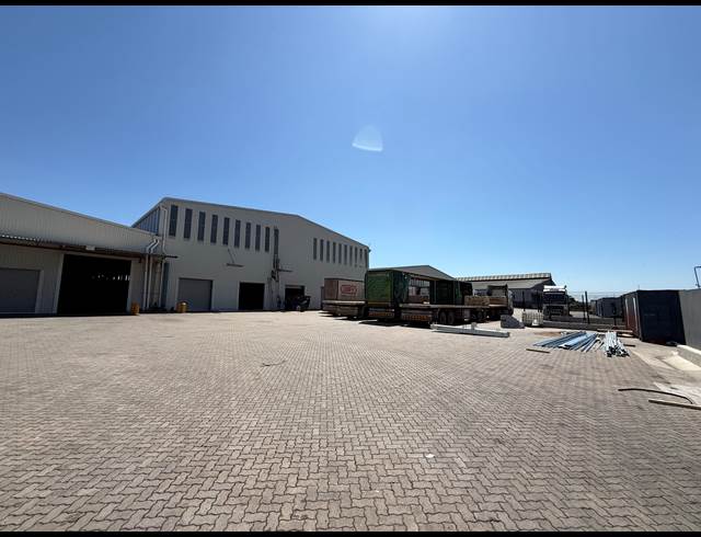 25,539M² WAREHOUSE TO LET IN MOBENI
