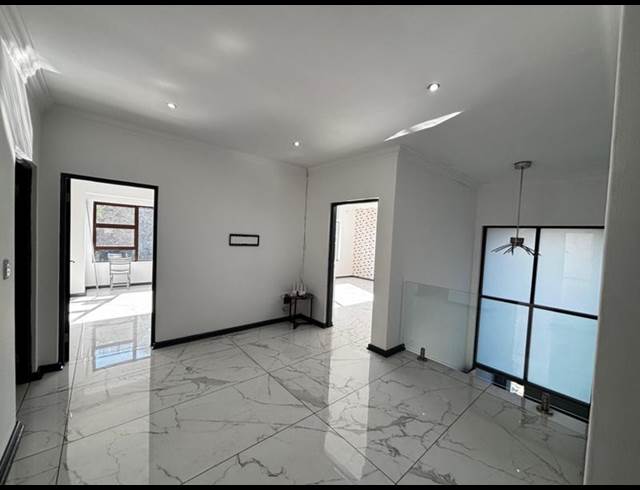 7 BEDROOM PROPERTY TO RENT IN FERNRIDGE ESTATE