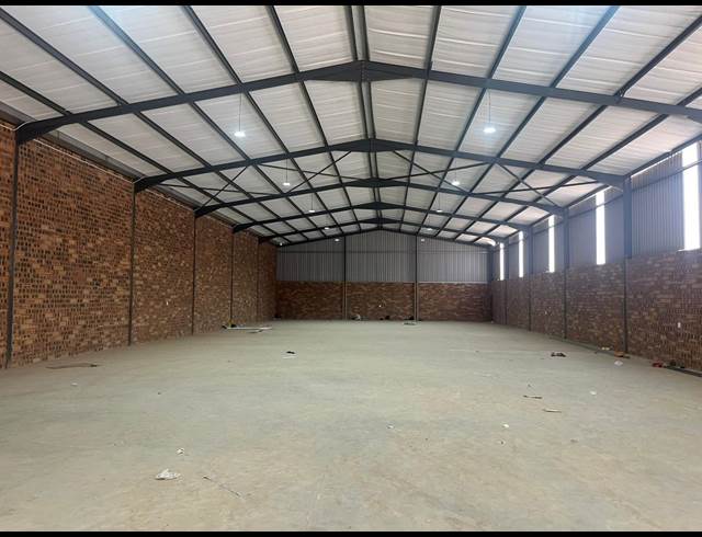 816M² WAREHOUSE TO LET IN JOHANNESBURG CENTRAL