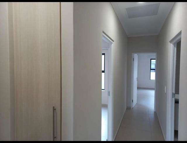 3 BEDROOM TOWNHOUSE TO LET IN PARKLANDS