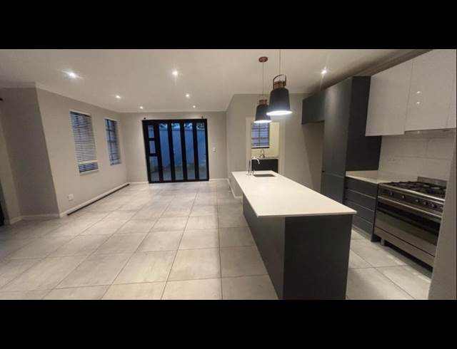3 BEDROOM CLUSTER TO LET IN BRYANSTON