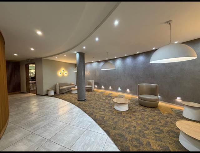 6,727M² OFFICE TO LET IN RANDJESPARK