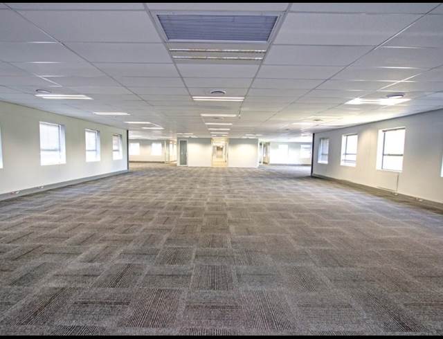 1,191M² OFFICE TO LET IN WOODMEAD