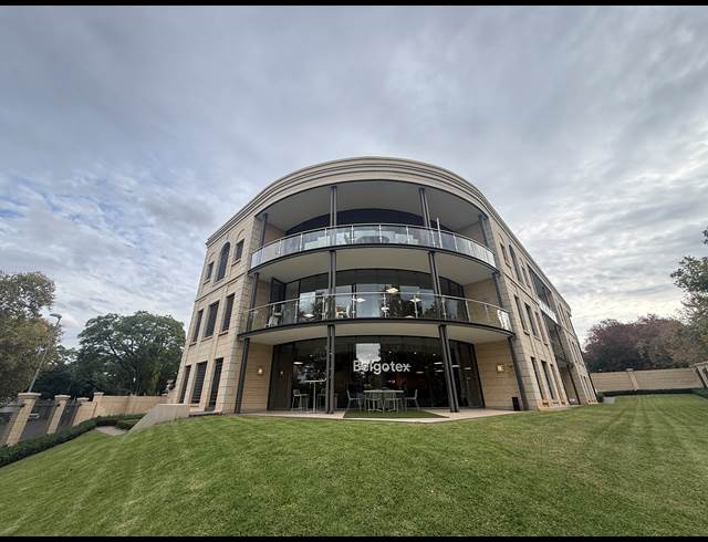 285M² OFFICE TO LET IN MELROSE ESTATE