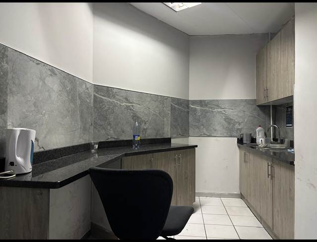 317M² OFFICE TO LET IN UMHLANGA RIDGE