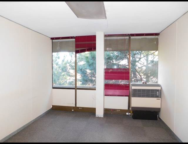 291M² OFFICE TO LET IN FERNDALE