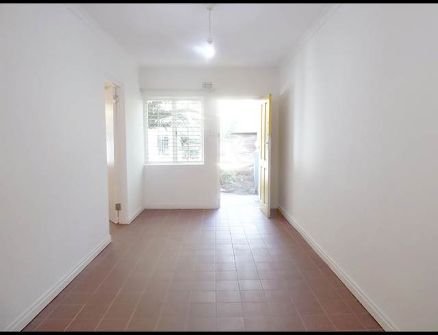 2 bed property to rent in SCHOTSCHE KLOOF