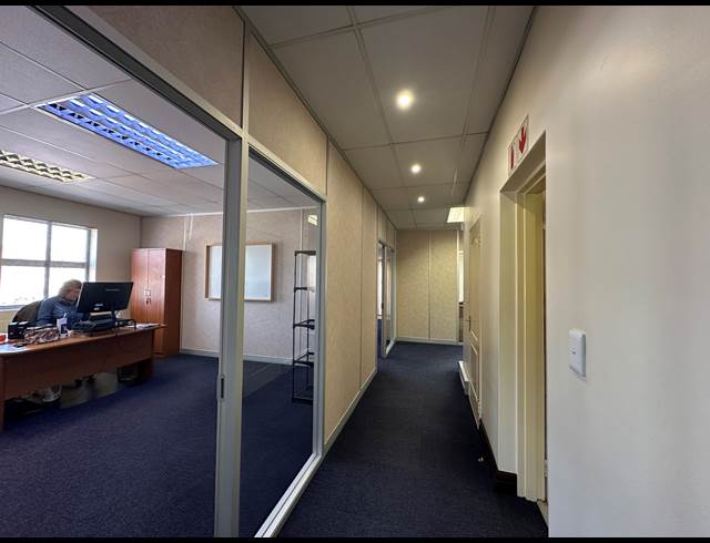 225M² OFFICE TO LET IN HIGHVELD TECHNOPARK