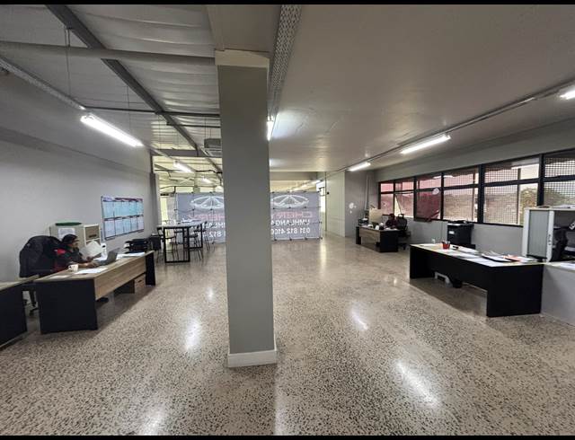 326M² BUSINESS TO LET IN UMHLANGA RIDGE