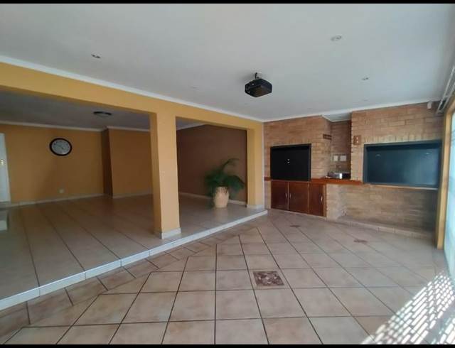 3 BEDROOM PROPERTY TO RENT IN GLEN MARAIS