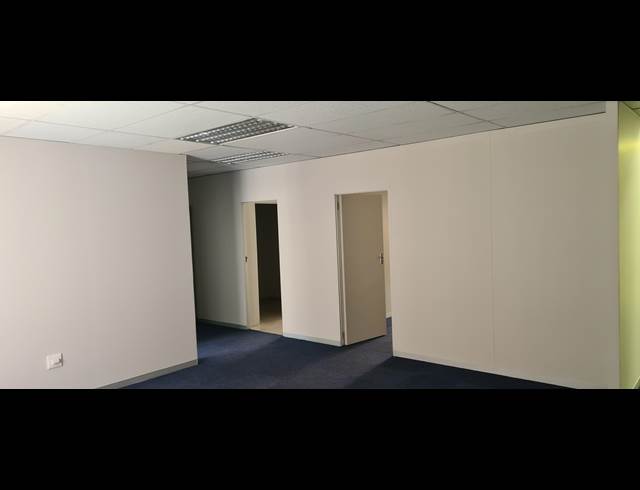 1,430M² OFFICE TO LET IN NELSPRUIT CENTRAL