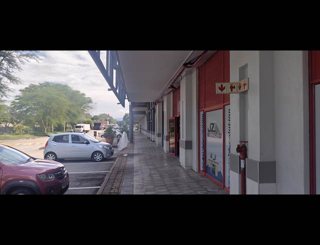1,271M² BUSINESS TO LET IN RIVERSIDE PARK