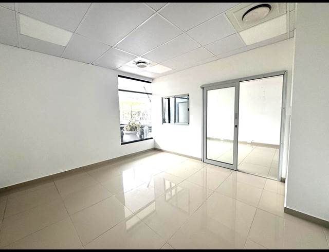 216M² OFFICE TO LET IN UMHLANGA RIDGE