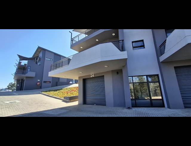 148M² BUILDING TO LET IN MOREHILL