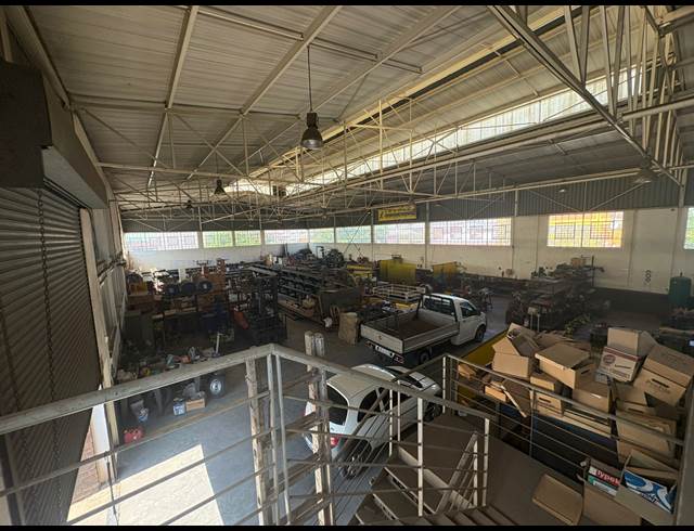 1,200M² WAREHOUSE TO LET IN GERMISTON CENTRAL