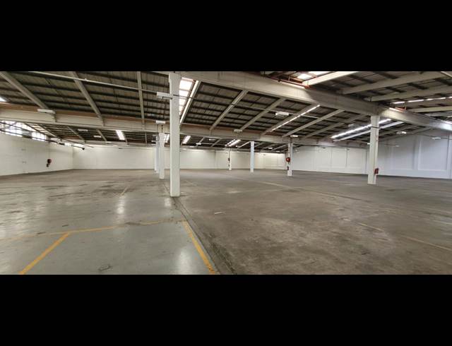 2,597M² WAREHOUSE TO LET IN NEW GERMANY