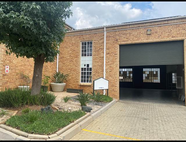 296M² MINI FACTORY TO LET IN HALFWAY HOUSE