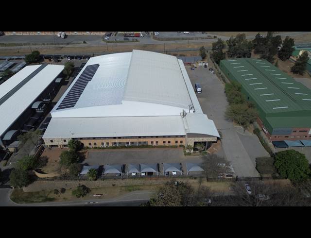 8,500M² WAREHOUSE TO LET IN LINBRO PARK