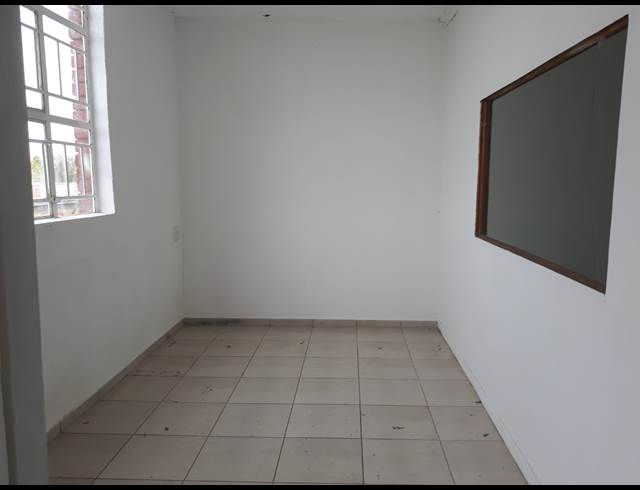 130M² BUILDING TO LET IN WHITE RIVER CENTRAL