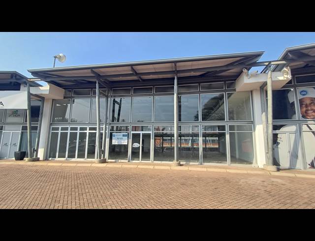 388M² RETAIL TO LET IN RIVERSIDE PARK
