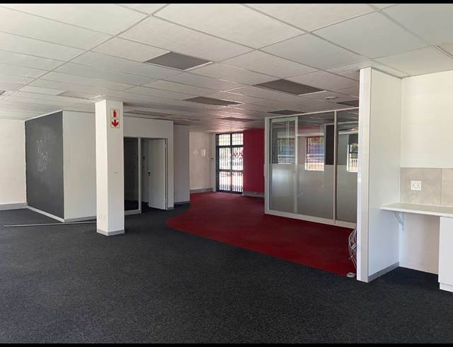 190M² OFFICE TO LET IN TOKAI